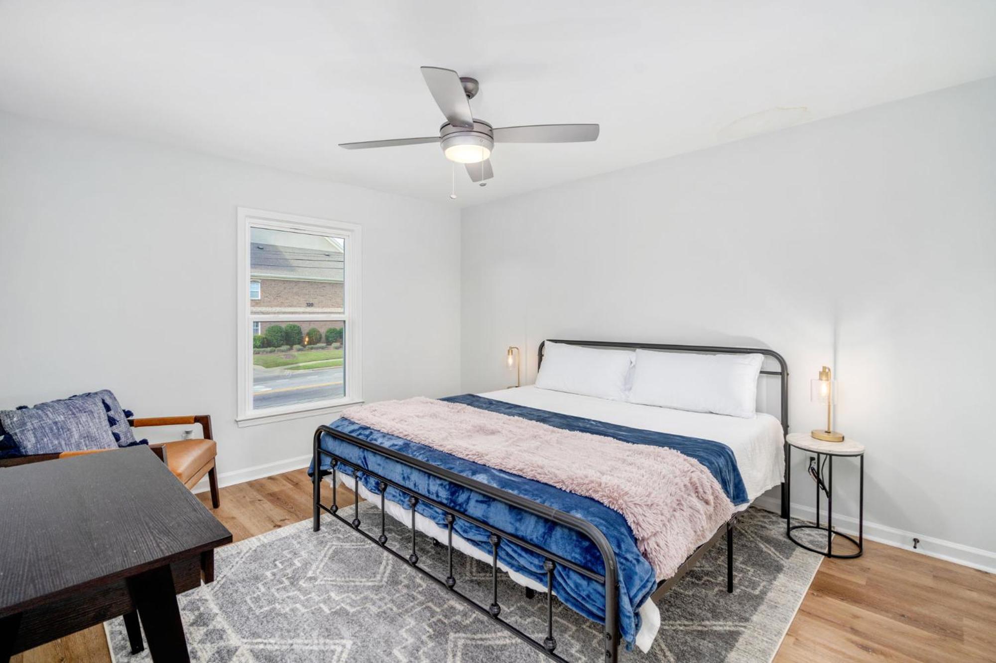 Apartamento Remodeled And New - Walk To Downtown Auburn Exterior foto