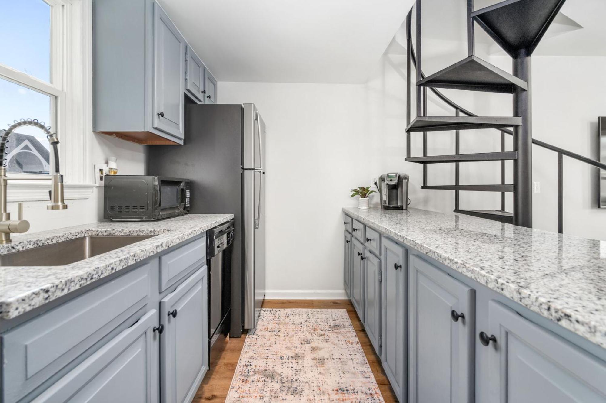 Apartamento Remodeled And New - Walk To Downtown Auburn Exterior foto