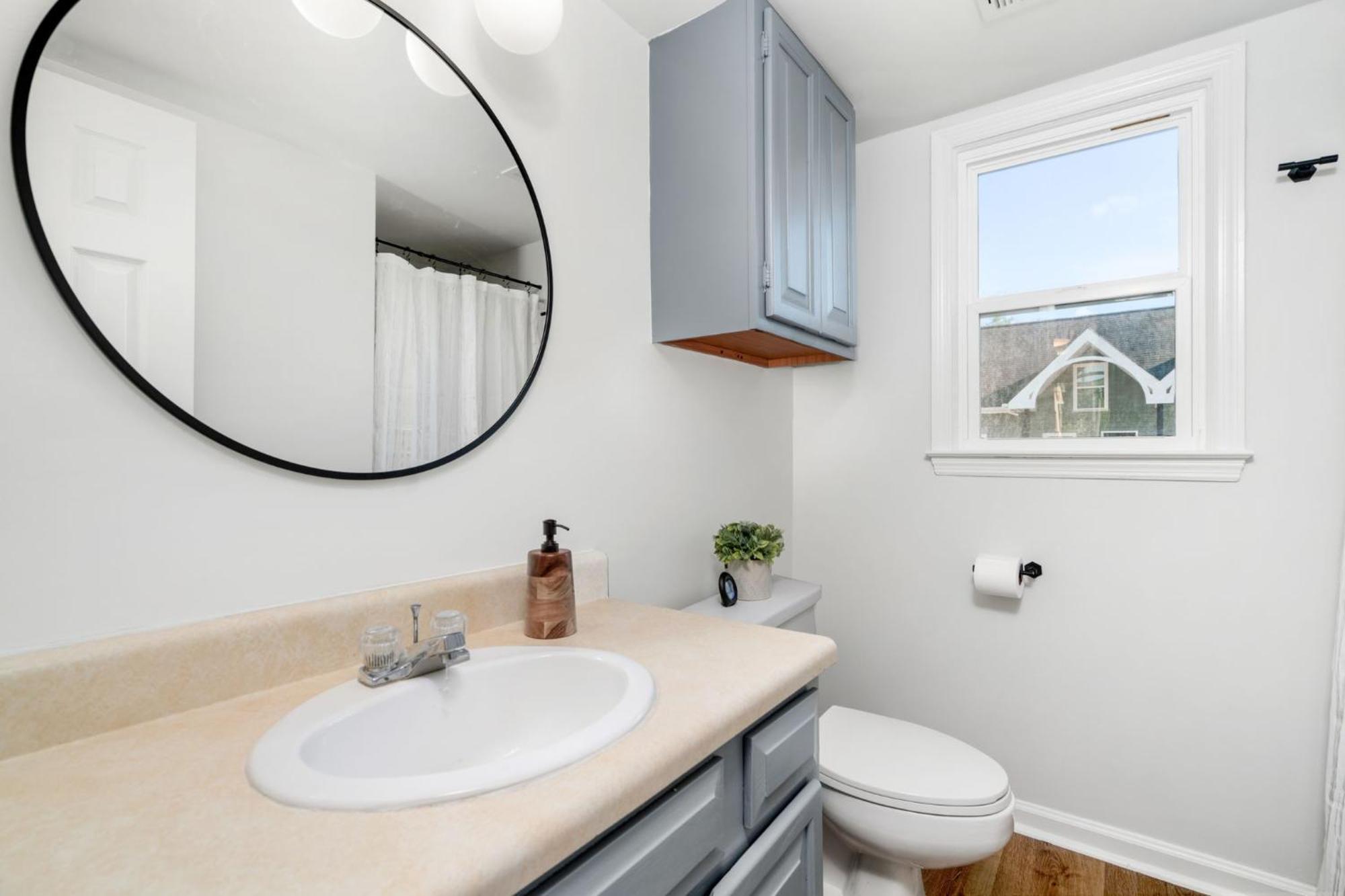 Apartamento Remodeled And New - Walk To Downtown Auburn Exterior foto